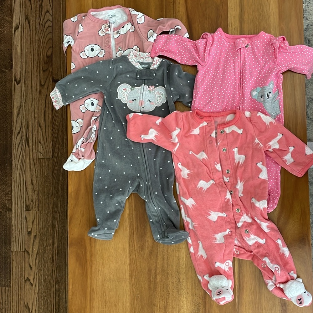 Carters 0-3 month pajamas